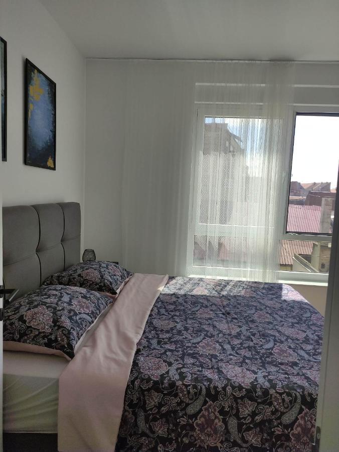 Apartman Waldy Osijek Exteriör bild