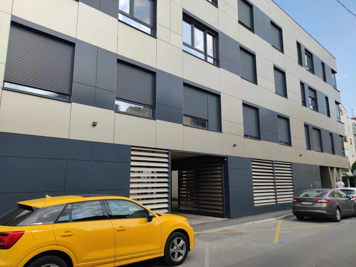 Apartman Waldy Osijek Exteriör bild